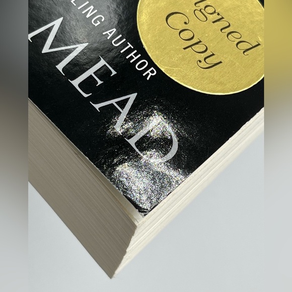 NEW Signed 10th Anniversary Edition of Vampire Academy by Richelle Mead - Picture 15 of 15